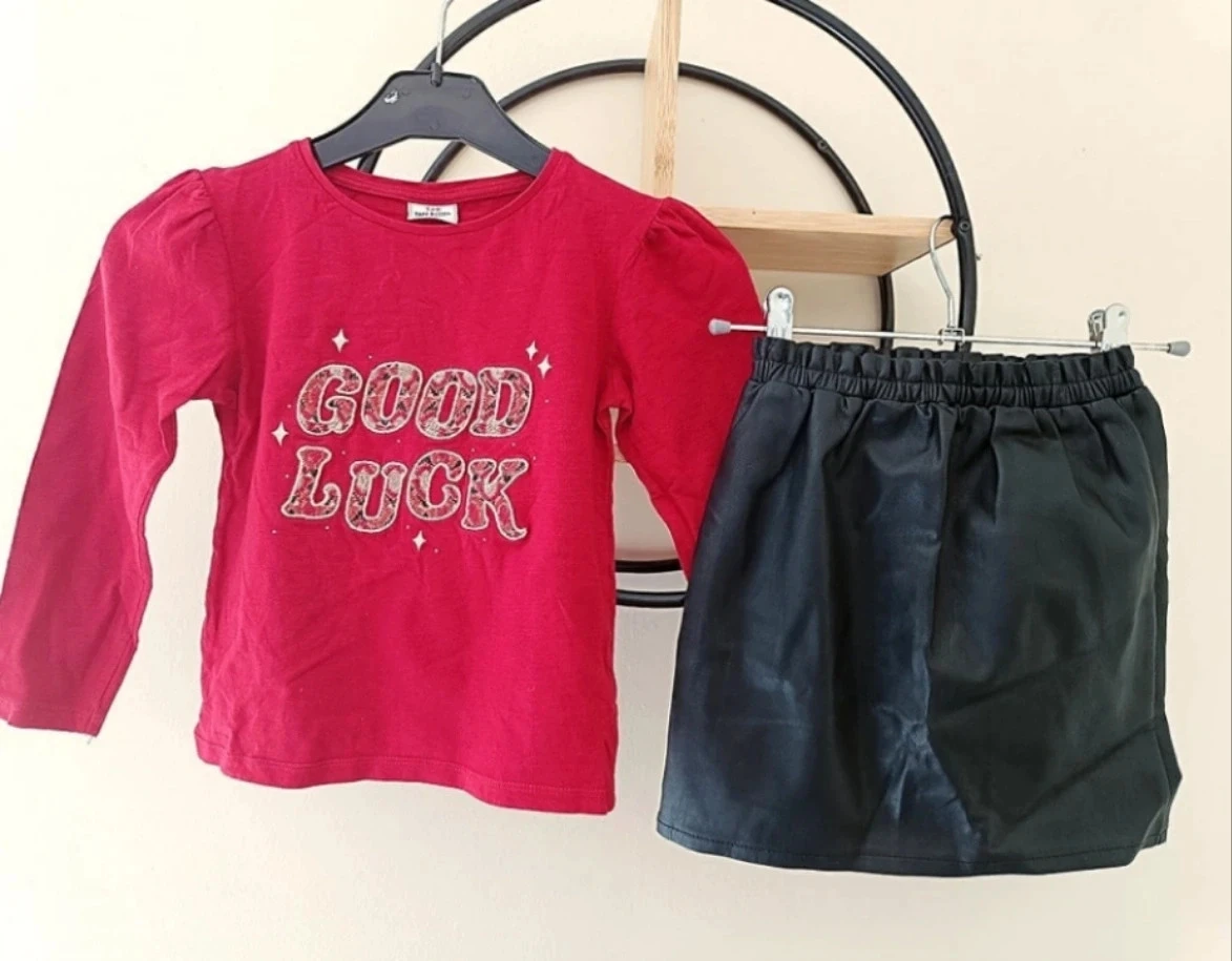 6 ans ensemble teeshirt tape a l oeil et jupe simili Kiabi